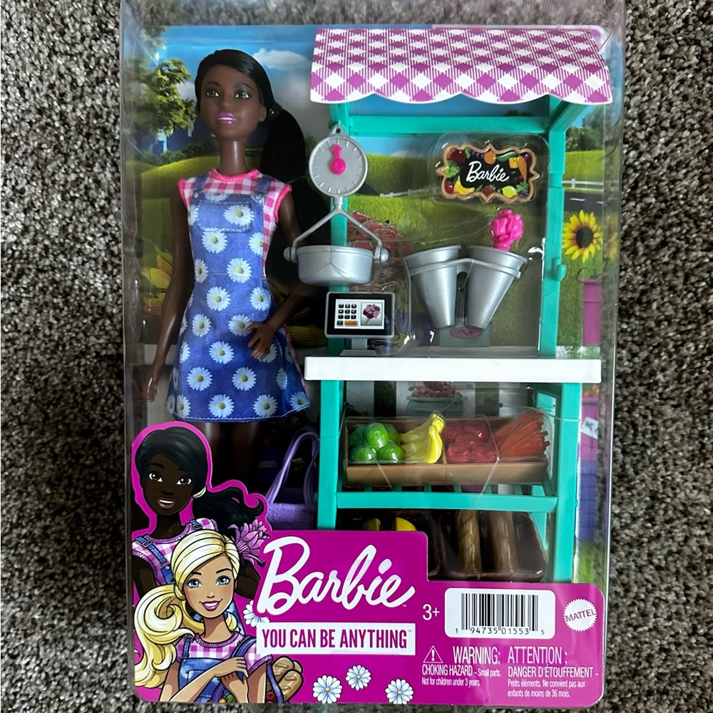 NWT Farmer’s 👩🏾‍🌾 Market Barbie